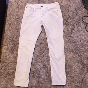 white jeans size 33 X 32